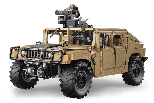 CaDA Humvee 1/8 (3935 Teile) (neue Version)